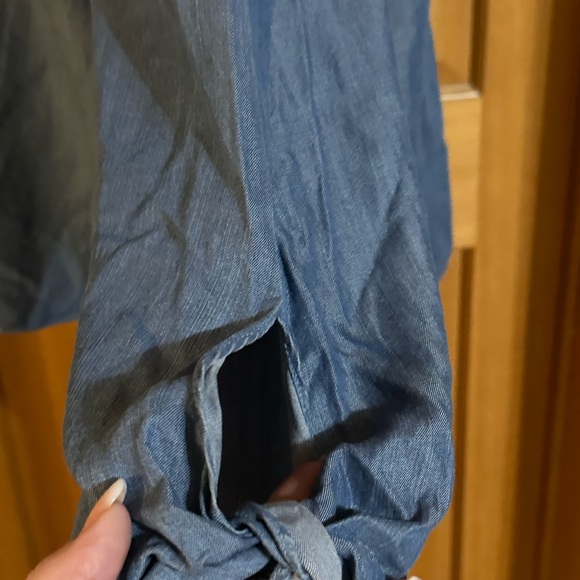 Off the Shoulder Denim/Chambray Shirt - Picture 3 of 9